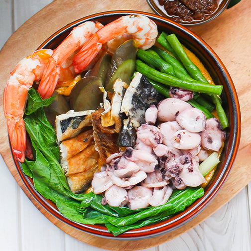 Seafood Kare-Kare